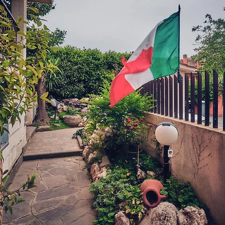 Travelershome B&bs Bed & Breakfast Ciampino